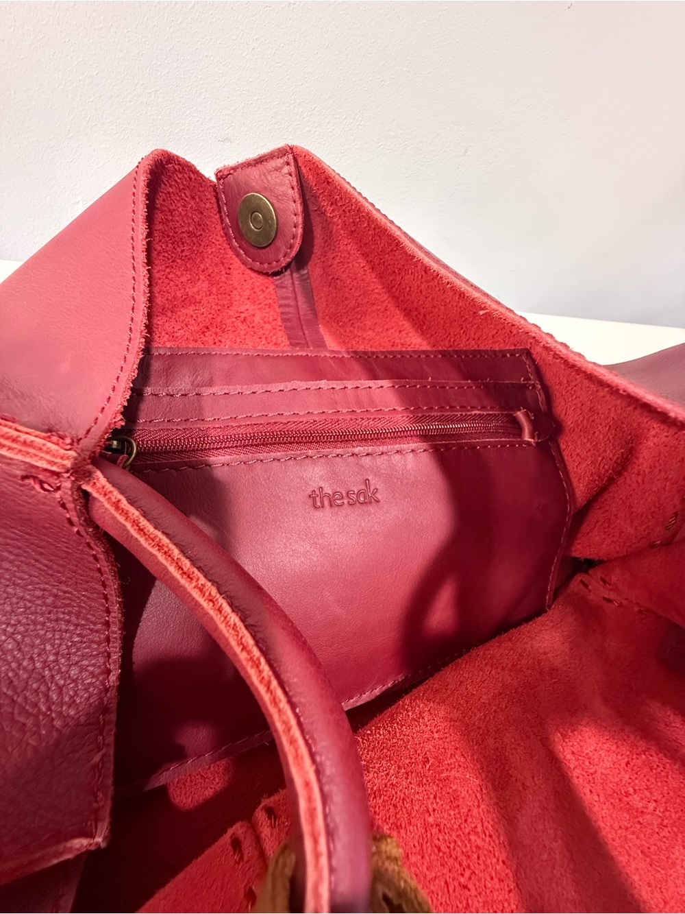 The Sak ~ Los Feliz Large Tote in Crimson Hobo like new! - Picture 10 of 17